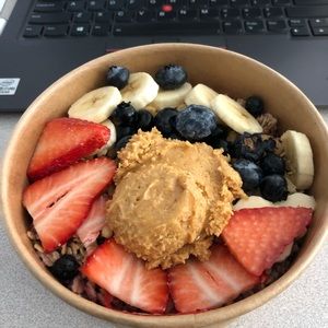 Meet your Posher, Amy